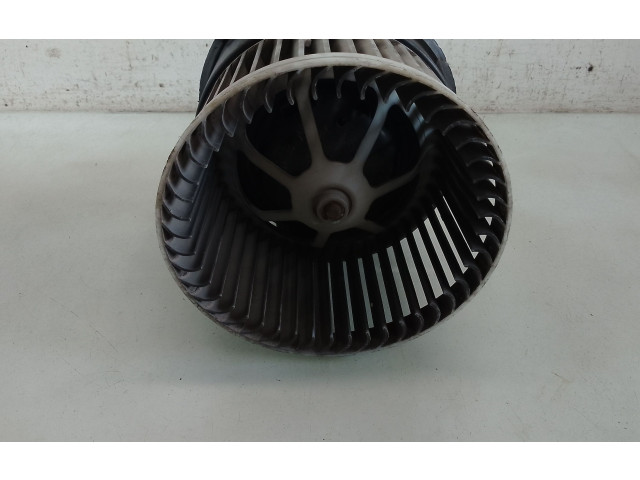 Вентилятор печки       Citroen C5  2005 - 2008 года   