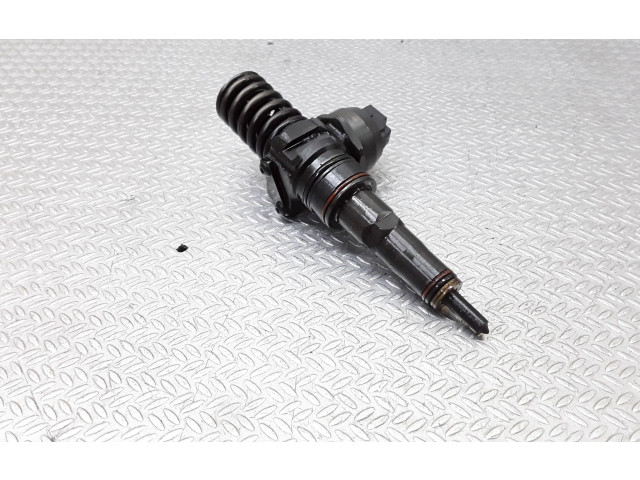 Форсунка 038130073AQ    Audi A3 S3 8L  - 