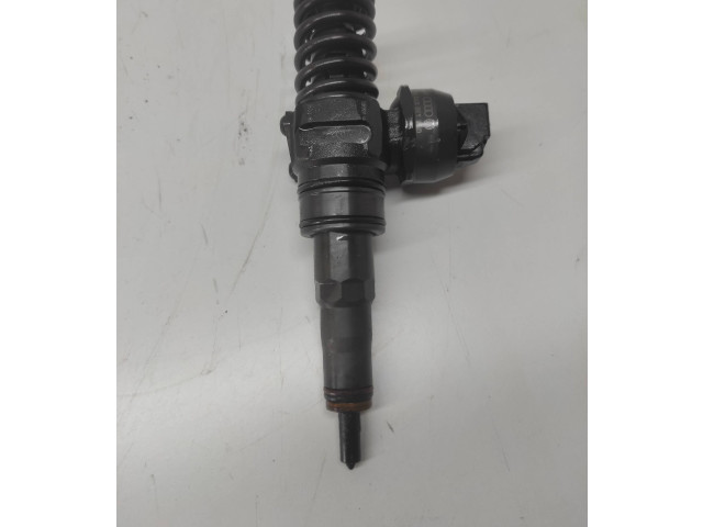 Vstřikovač 038130073BN Volkswagen Caddy Bls