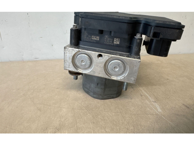 Блок АБС 0265243695, 2265106516 Maserati Ghibli 2013 - года