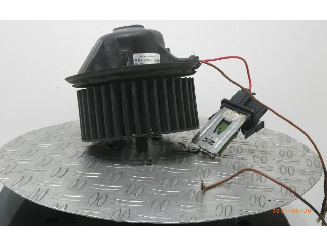 Вентилятор печки    1H1819021   Volkswagen Golf III