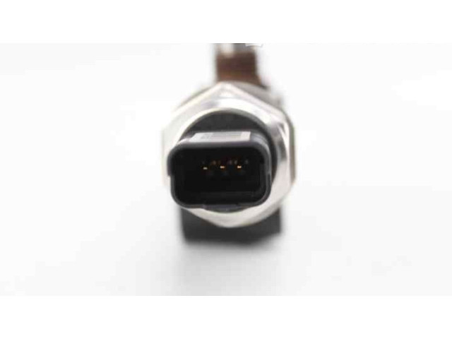 Топливная рампа 9654592680, 9658227880   Citroen C3  