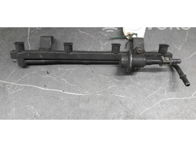 Vstřikovací lišta Daewoo Arcadia IV