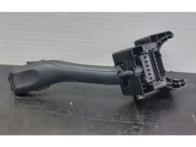 Включатель скорости стеклоочистителей 4B0953503G   Audi TT Mk1