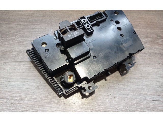 Блок управления климат-контролем    Volvo V70