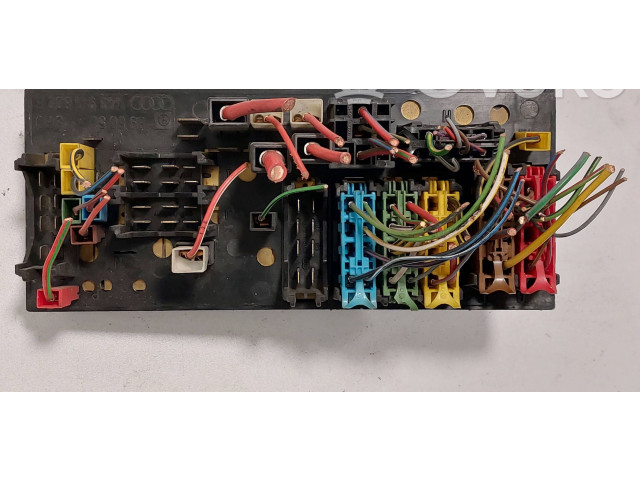 Pojistková skříňka 443941822B, 896051 Audi 80 90 S2 B4 1995