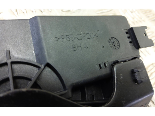 Замок багажника BMW 1 E82 E88 2007 - 2014 года