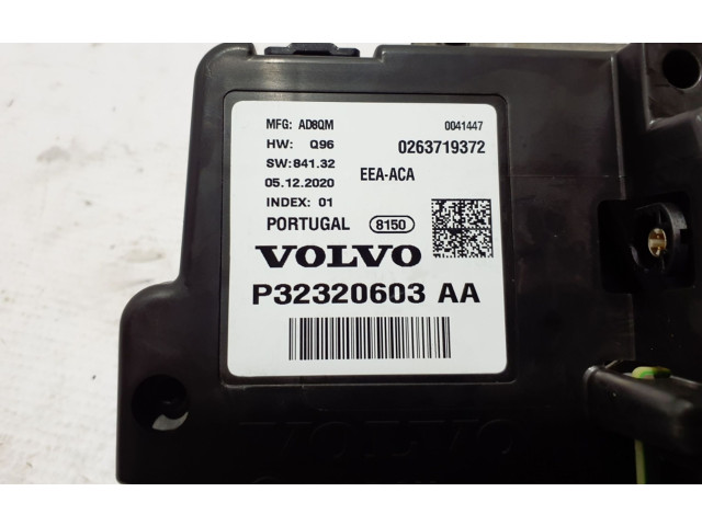 Geschwindigkeitsmesser Cockpit 32320603   Volvo V60       