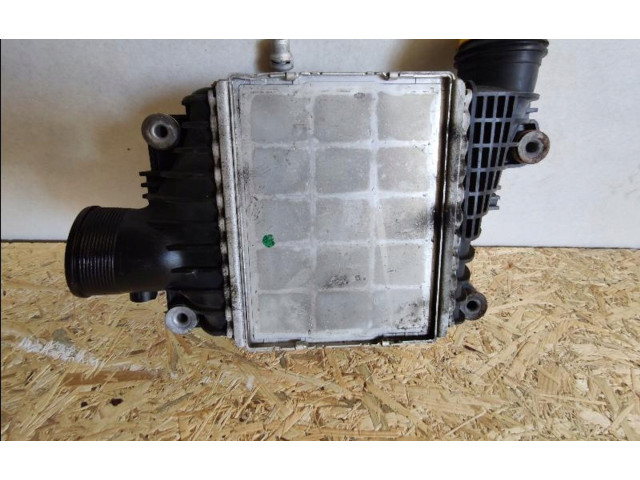 Интеркулер GX736K775AD Land Rover Range Rover Velar