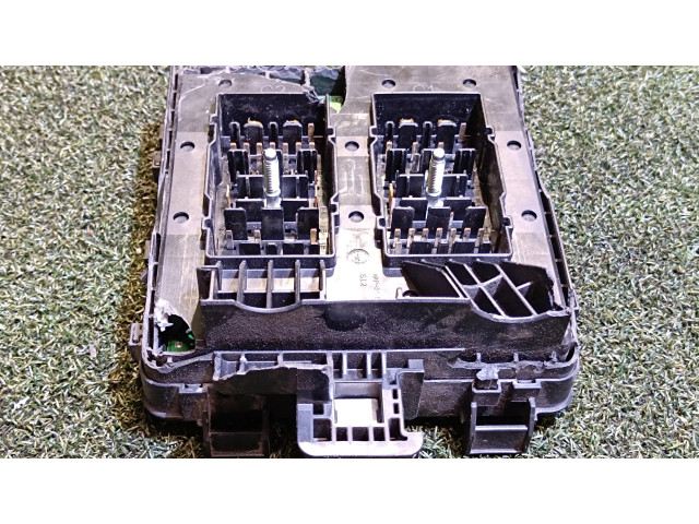 Блок предохранителей KK3T14D068JE   Ford Transit Custom    