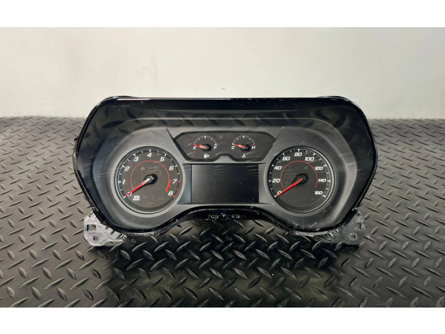 Панель приборов 84665139, 175597137   Chevrolet Camaro       