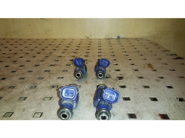 Vstřikovač 353102B000 KIA Rio pro benzínový motor 1.4