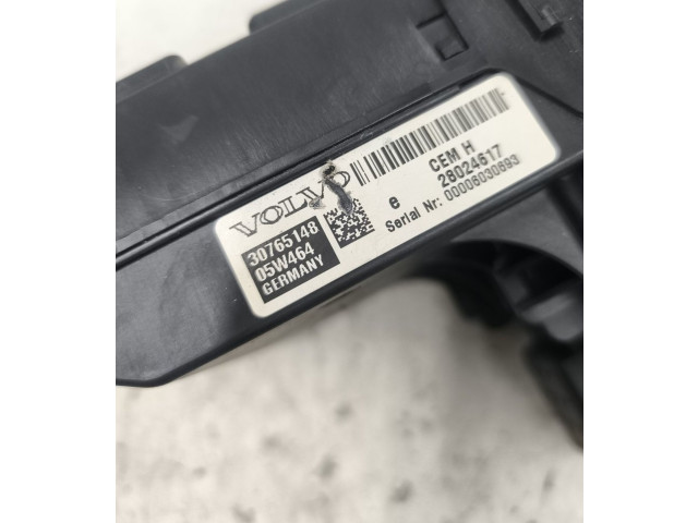 Блок предохранителей 05W464, 30765148 Volvo XC90