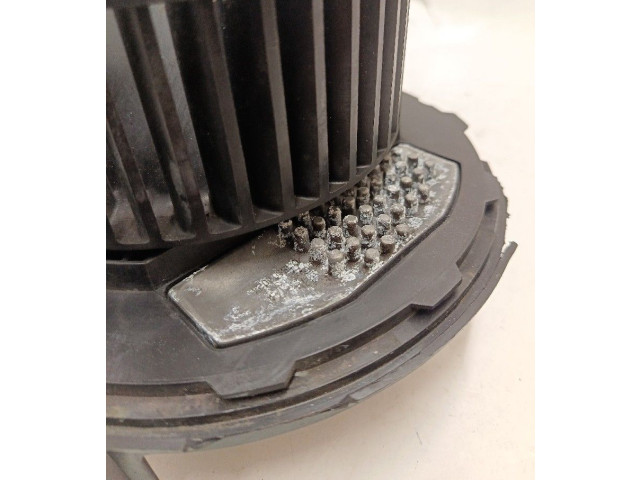 Вентилятор печки T1016776J Volkswagen Golf VII