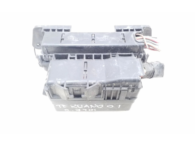 Pojistková skříňka Nissan Terrano 2001