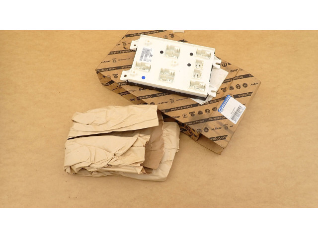 Блок комфорта P68140325AC, 68140325AC   Fiat Freemont   