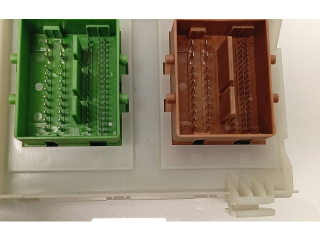Блок предохранителей 31254837AC, AG9T14C256HC   Volvo V70    