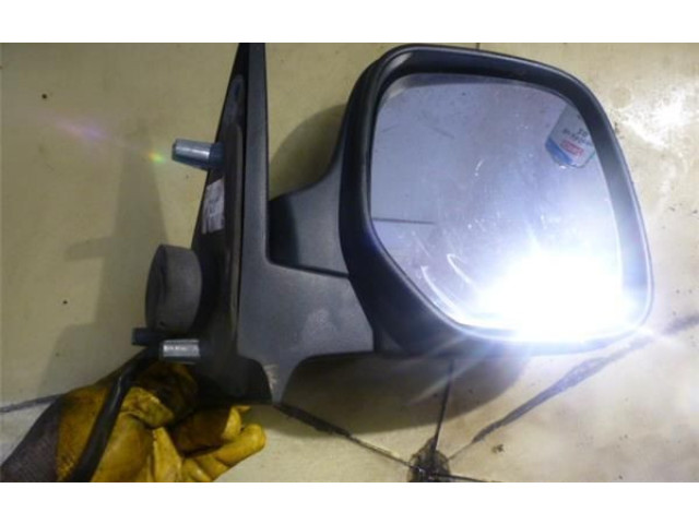 Зеркало электрическое Peugeot Partner 2003 - 2008 года