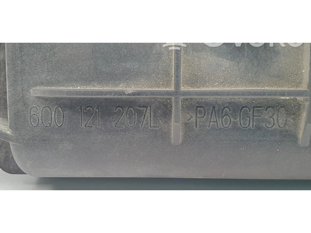 Вентилятор радиатора 6Q0121207L Skoda Fabia Mk1 (6Y)