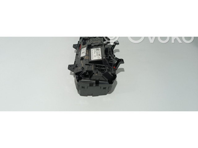 Подушка безопасности водителя 5F0920320B, A3C0583150001 Seat Ateca