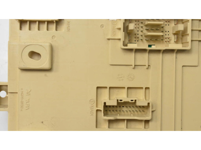 Блок предохранителей 91950J7640 KIA Ceed