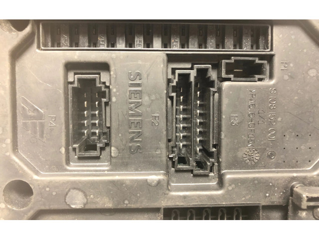 Блок предохранителей S108152001 Volkswagen Golf IV