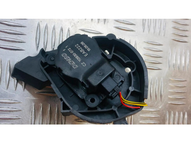 Двигатель задвижки потока воздуха