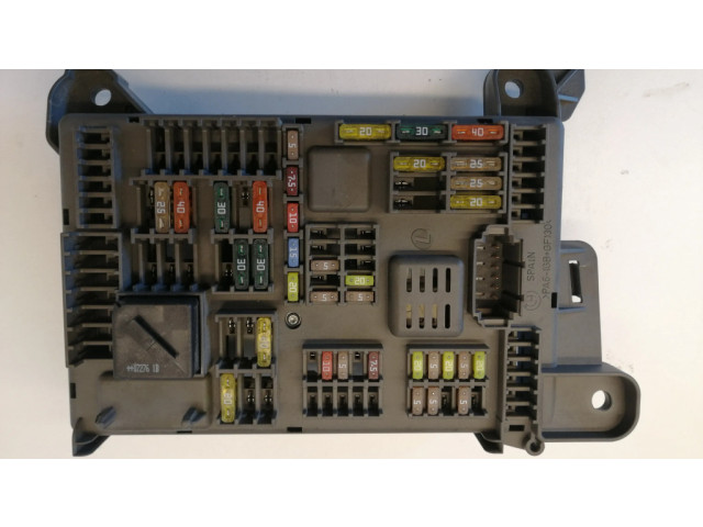 Pojistková skříňka 518954020A BMW X5 E70 2008