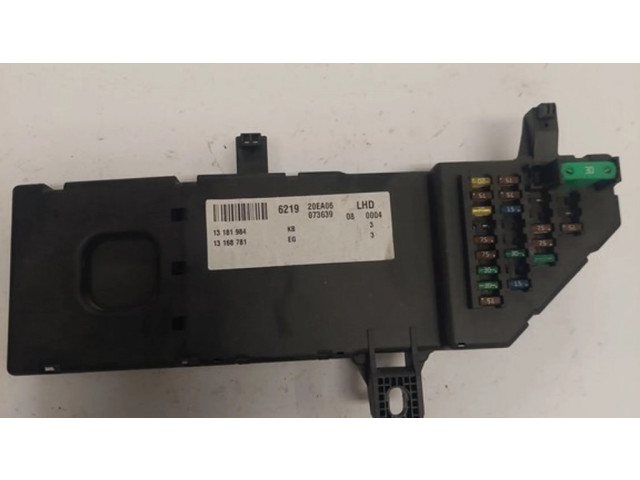 Блок предохранителей 13181984, 6219 Opel Vectra C