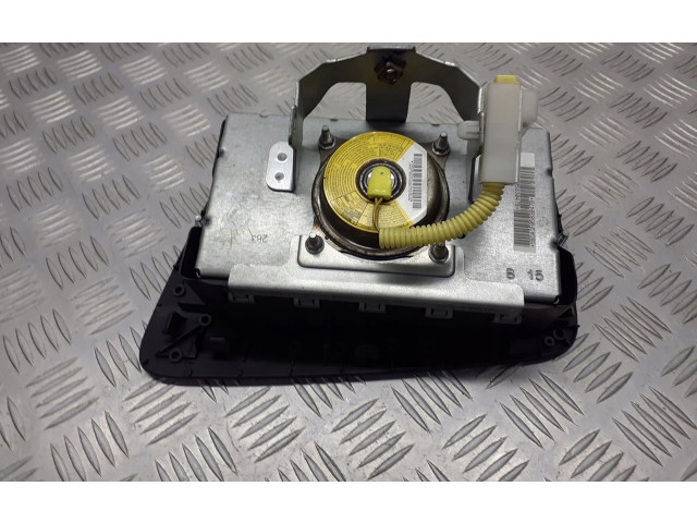 Подушка безопасности водителя    Citroen C1