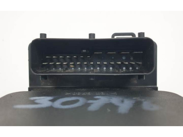 Блок АБС 9633666580   Citroen  Xsara Picasso   -  года