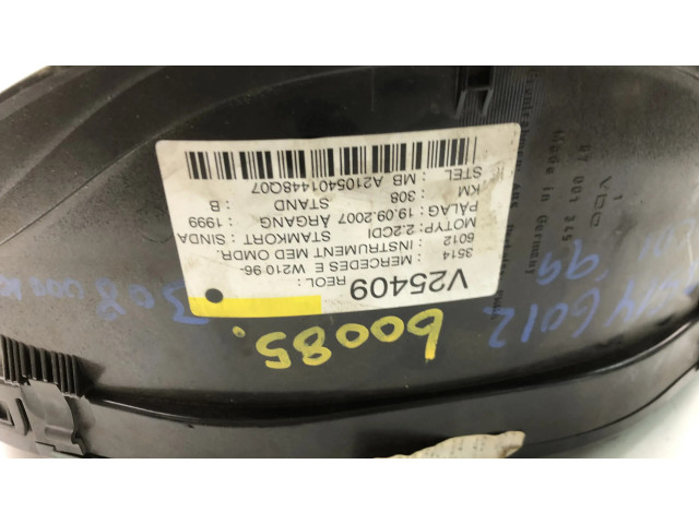 Přístrojová deska Mercedes-Benz E W210 1999 2105401448