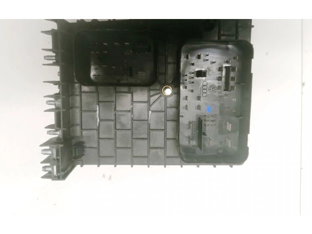 Блок предохранителей  1k0937124h, 1g230303.773   Volkswagen Touran I    