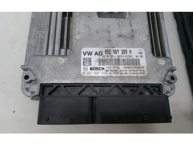 Блок управления двигателем Блок управления Skoda Kamiq