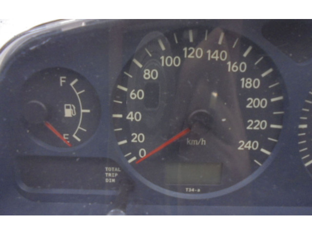 Přístrojová deska Toyota Avensis T220 1999 83800-05230, 83800-05230