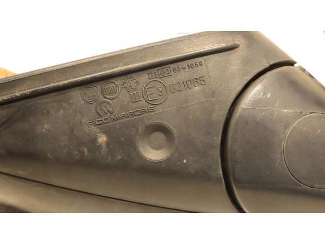 Zpětné zrcátko Alfa Romeo Mito 2011