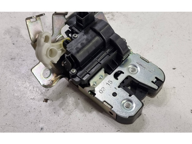 Zámek zadních dveří 3G0827503, 110659200315 Volkswagen PASSAT B8 2016