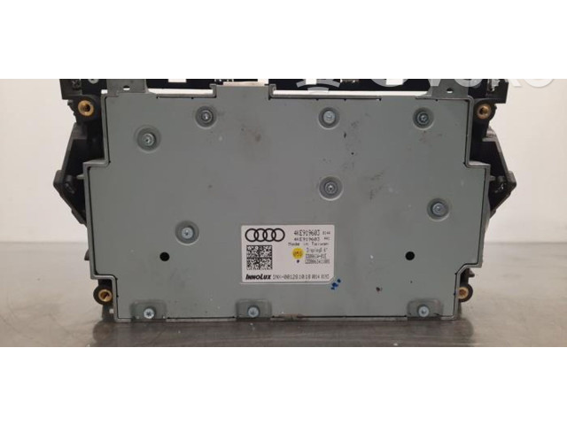 Дисплей    4KE919603   Audi e-tron