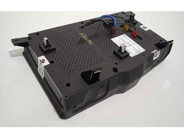 Дисплей    8891571859, P8891571859   Lynk & co 01