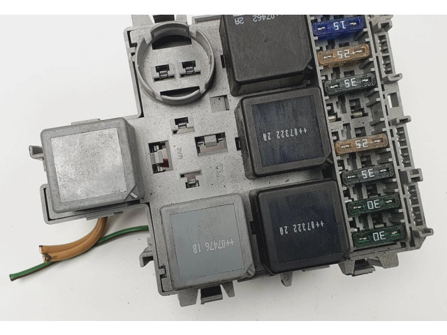 Pojistková skříňka 8690698 Volvo XC90 2008