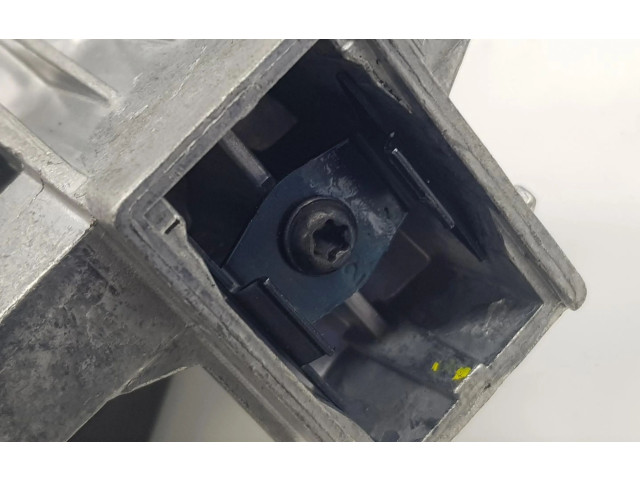 Зеркало (механическое)       Renault Clio V  2019 -  года   