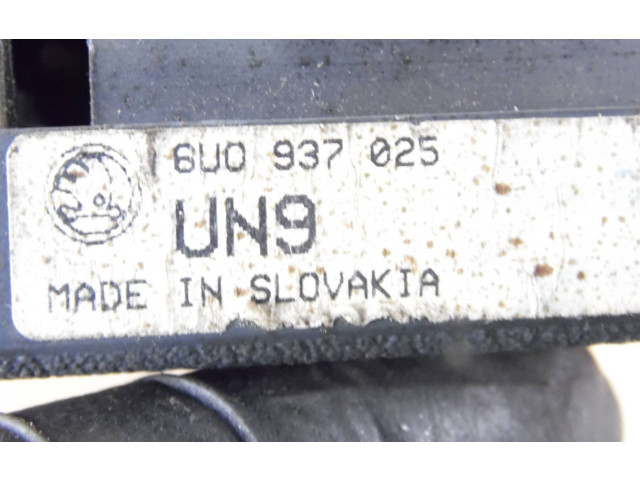   Pojistková skříňka 8U0937025   Skoda Felcia I 1996