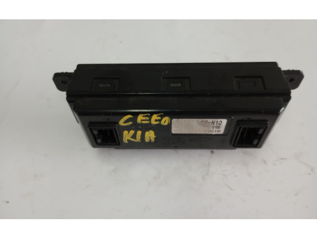 Экран/ дисплей / маленький экран 957101H700   KIA Ceed    