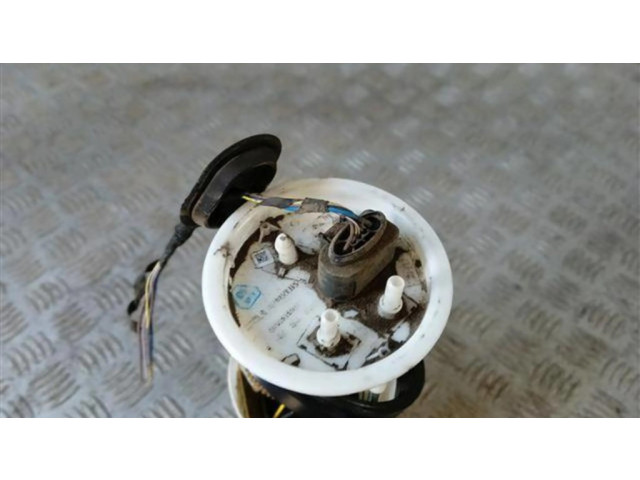 Насос топлива (в топливном баке)