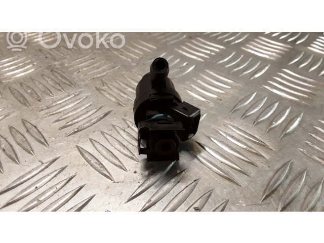 Vstřikovač 1247931, D3768FA   BMW 3 E46  pro benzínový motor 1.8  