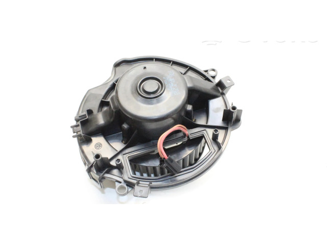 Вентилятор печки    5Q2819021A   Audi TT TTS RS Mk3 8S