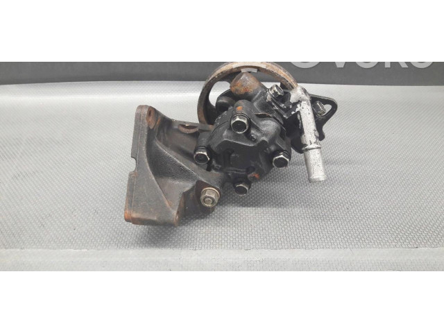 Píst 4911052Y00 Nissan Sunny