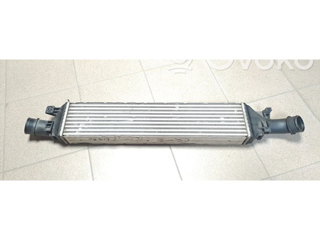 Интеркулер 8U0145803B Audi Q3 8U