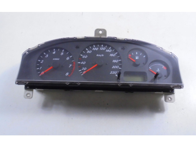 Přístrojová deska Nissan Almera Tino 2000 BM466, BM466