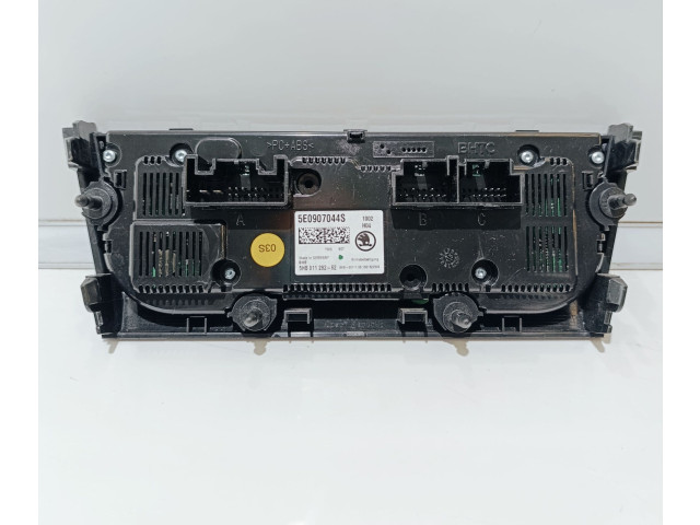 Блок управления климат-контролем 5E0907044S, 5HB01128262 Skoda Octavia Mk3 (5E)